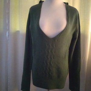 GREEN HOODED SWEATER LRG